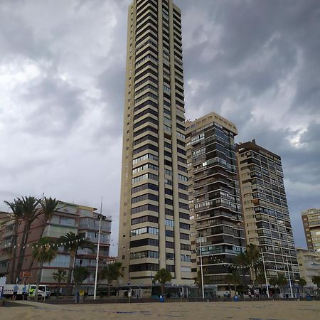 Luminoso Apartamento En Primera Linea De Playa Benidorm Exterior photo