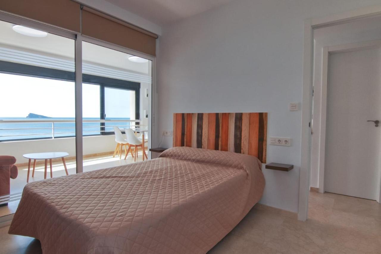 Luminoso Apartamento En Primera Linea De Playa Benidorm Exterior photo